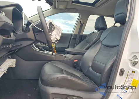 2019 Toyota Rav4 Limited from USA, damaged, VIN 2T3N1RFV7KW051892